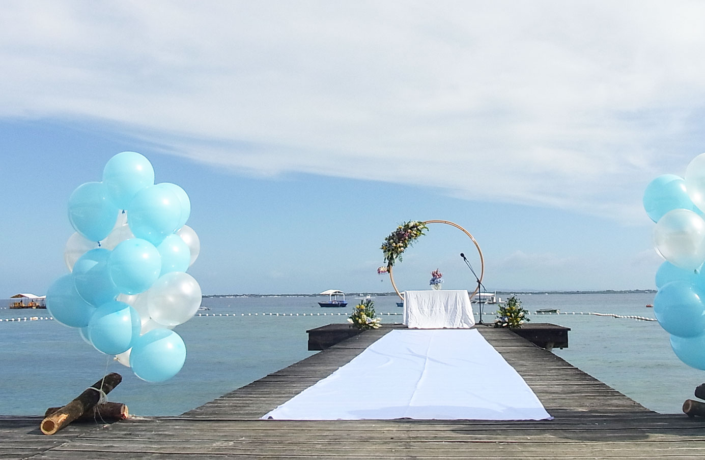 セブ島ウエディング装飾　ビーチ挙式装飾　ビーチ結婚式