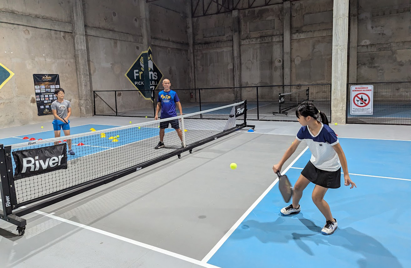 セブ島　留学　ピックルボール　セブ　リゾート　テニス　pickleball cebu